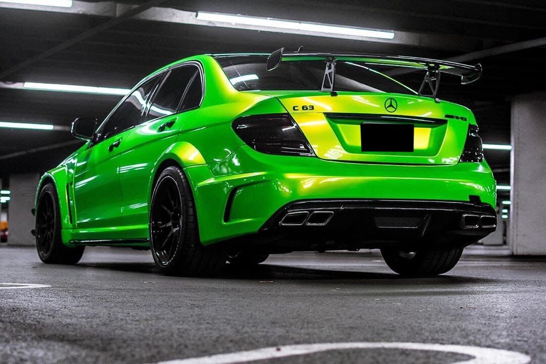 Оклейка пленкой Mercedes цвет candy metallic RB22 Kelly green