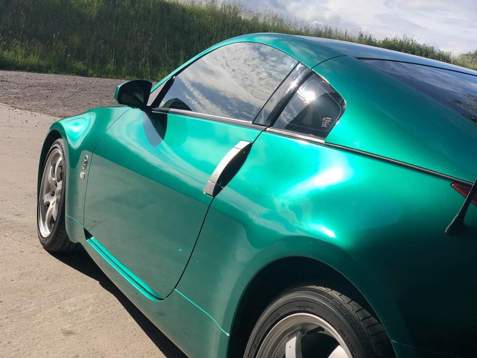 Оклейка пленкой Nissan цвет candy metallic RB18