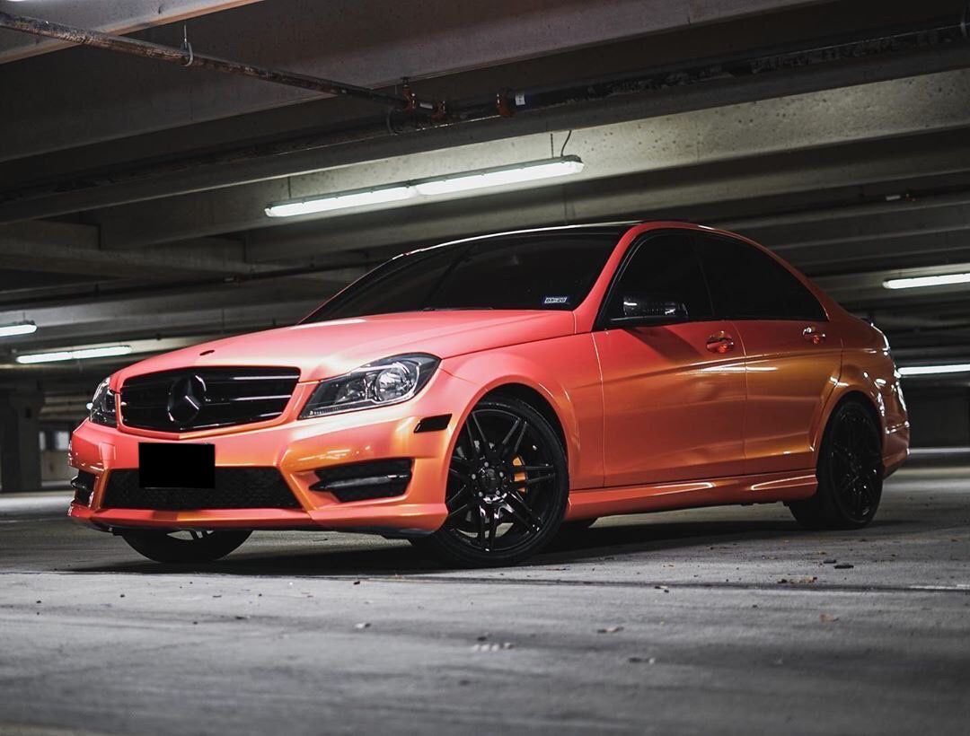 Оклейка пленкой Mercedes цвет candy metallic RB08 Coral Peach 1
