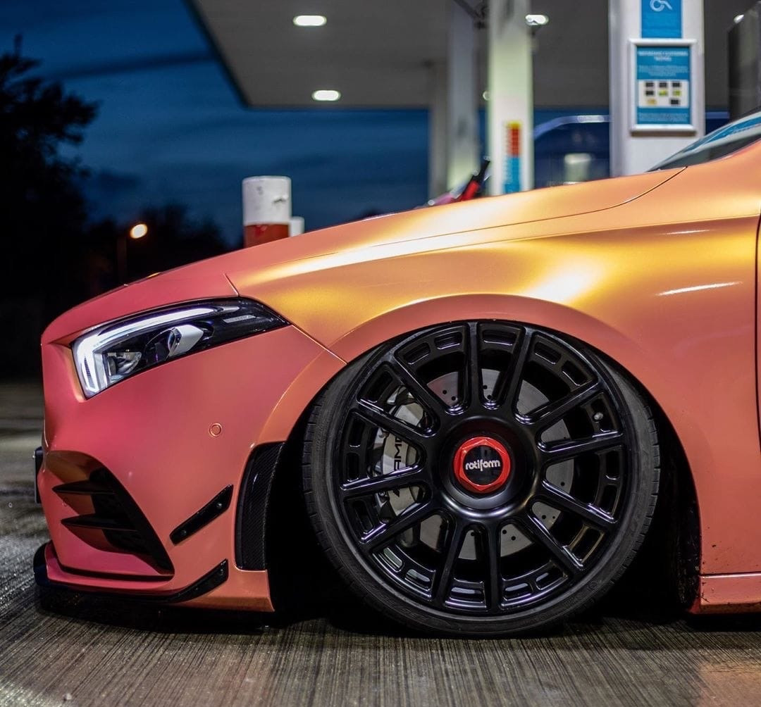 Оклейка пленкой Ford цвет candy metallic RB08