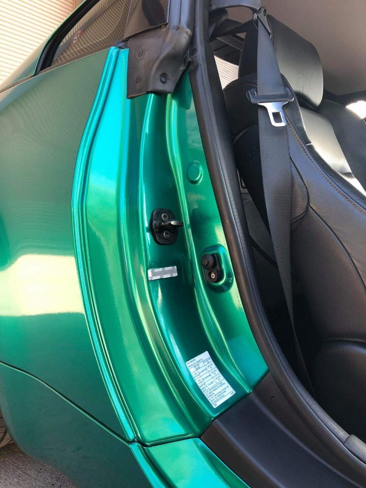 Оклейка пленкой Nissan цвет candy metallic RB18