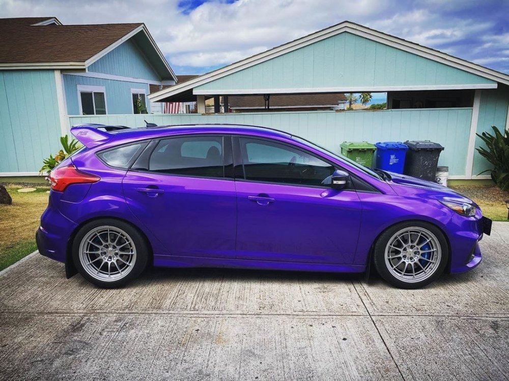 Оклейка пленкой Ford цвет candy metallic RB20 Midnight Purple