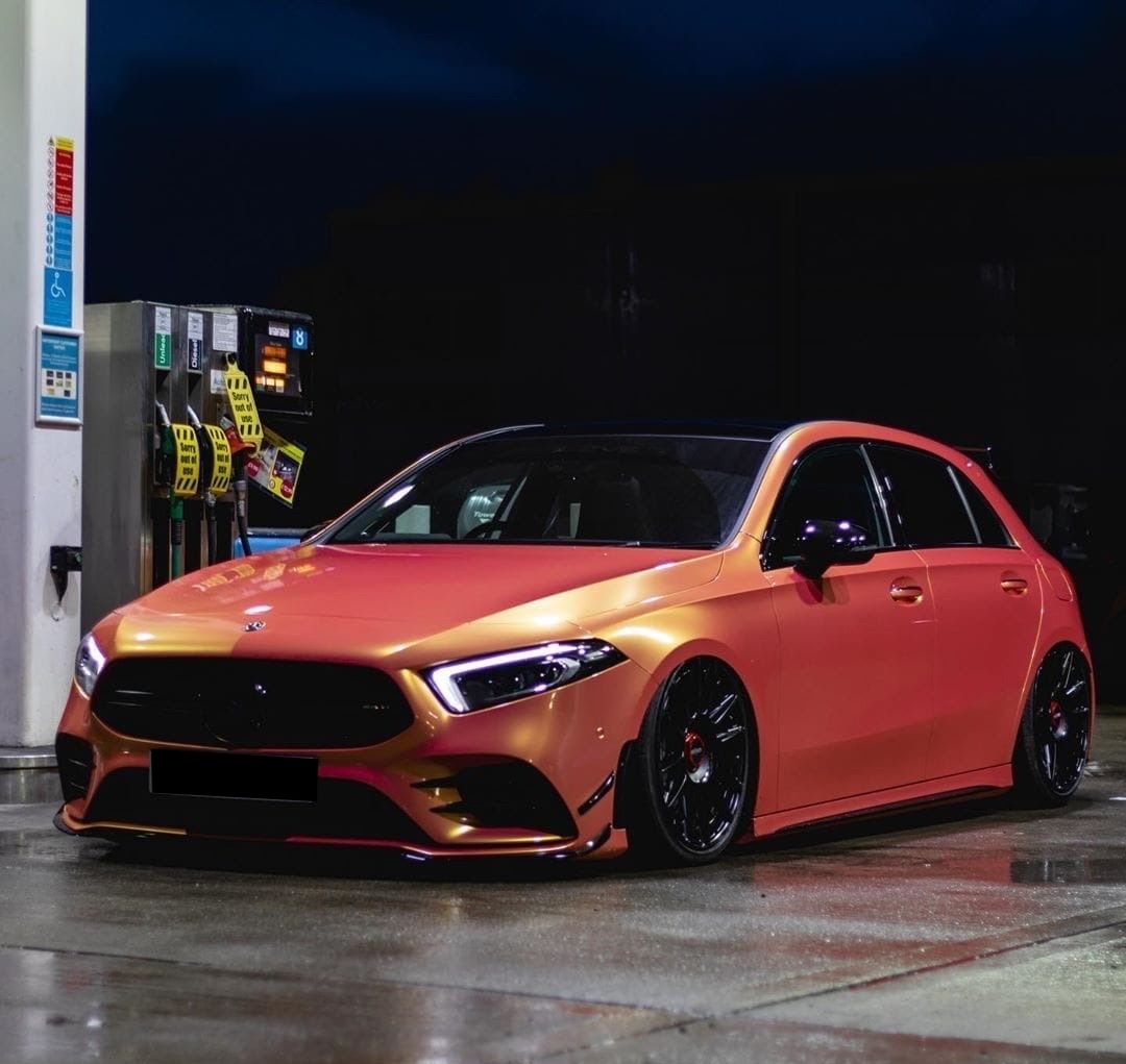 Оклейка пленкой Ford цвет candy metallic RB08